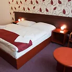 ホテル Hotel Vir Vír