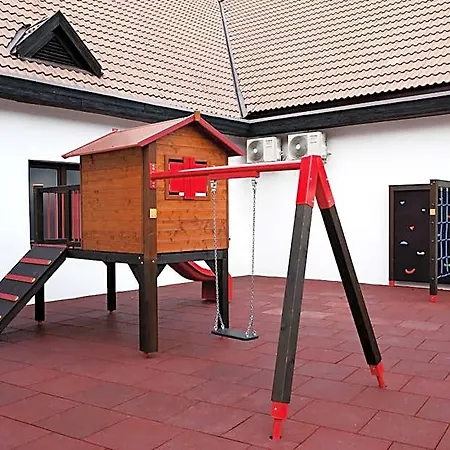 Hotel Vir