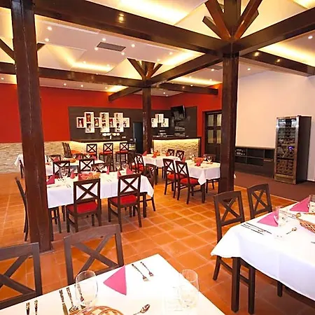 ホテル Hotel Vir