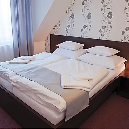 ホテル Hotel Vir
