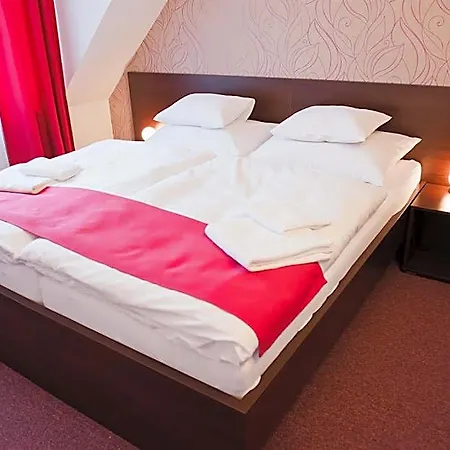 ホテル Hotel Vir