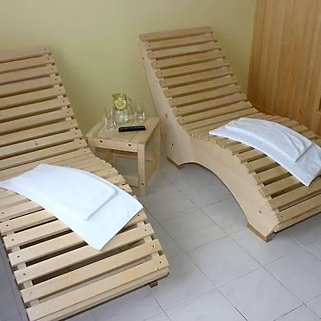 ホテル Hotel Vir Vír