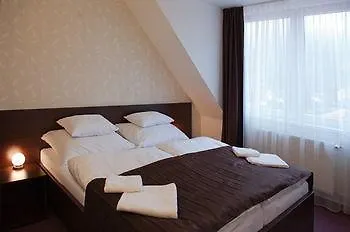 Hotel Vír 3*