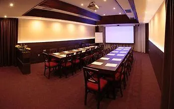 Hotel Vír 3*