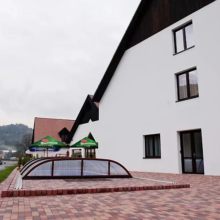 Szálloda Hotel Vir Vír