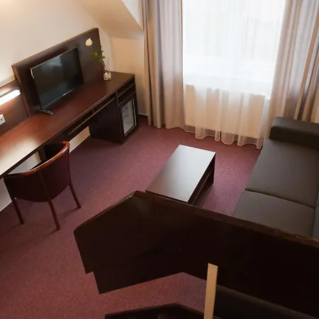 Hotel Hotel Vír