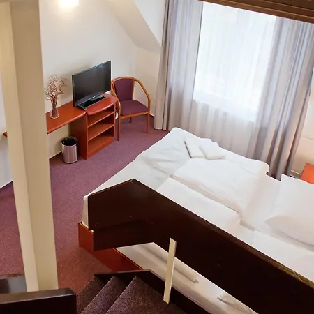 Hotel Hotel Vir