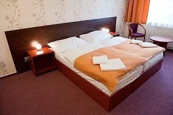 Hotel Vir Отель