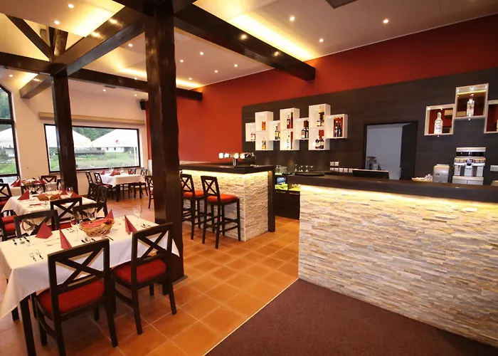Hotel Vir 3*