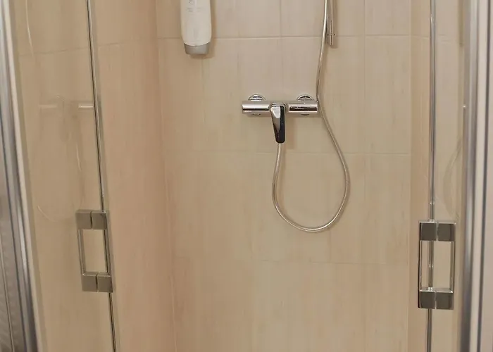 Hotel Vir Vír